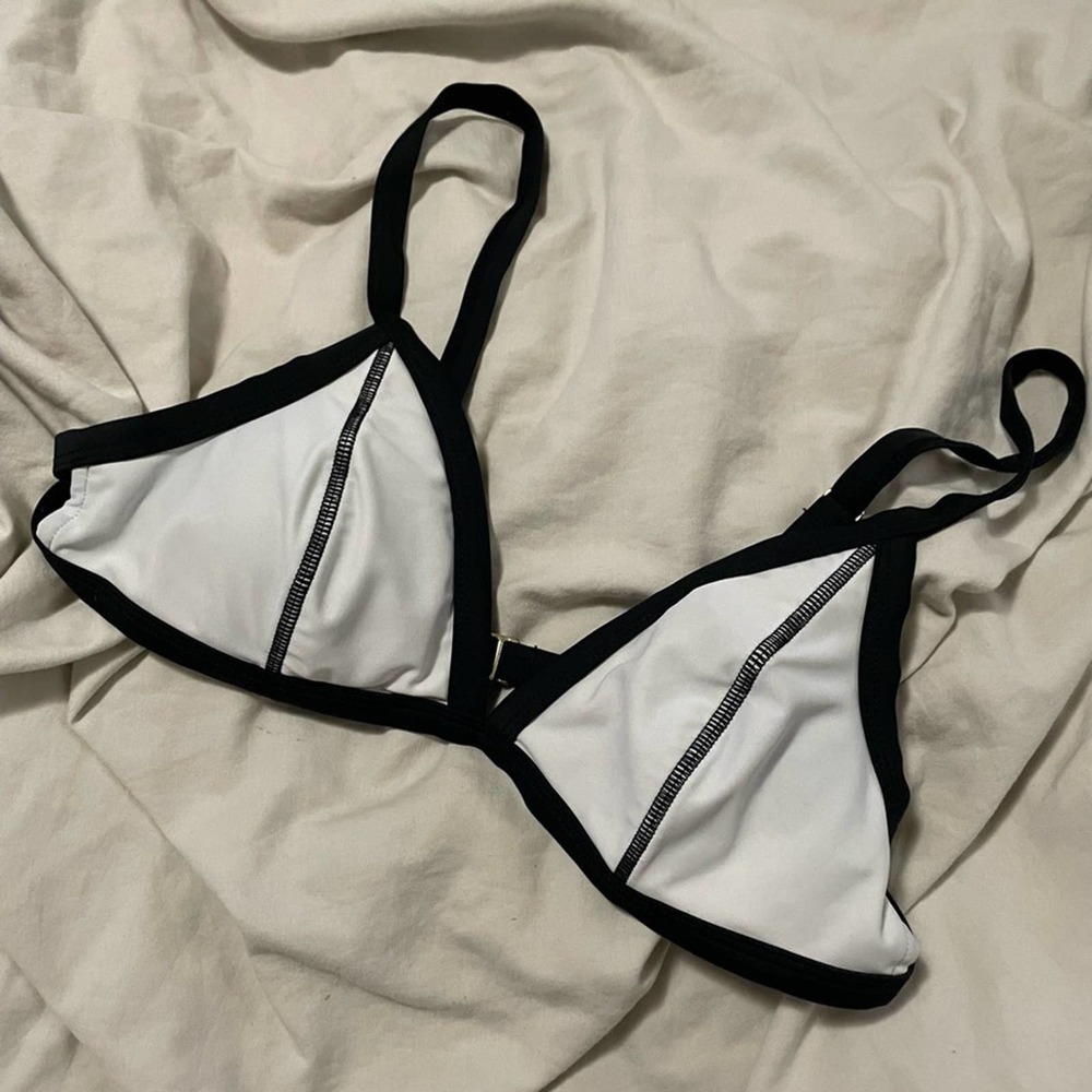 xhilaration Bikini top size medium